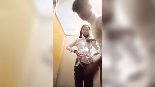 Extra Class Chal Rahi Hai Didi Ke Liye...