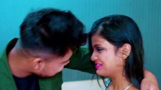 Bhabhi ne devar ko akela pakar room me mast chudai kiya