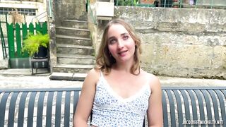 Chloe, 18 Ans, étudiante En Droit Sur Cannes