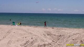 Kendra Lust, Levi Cash (Lip Assistance) 1F1M, - RealityKings, MilfHunter | PornMedium.com