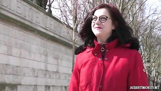 Flora, 32 Ans, Reflexologue Plantaire