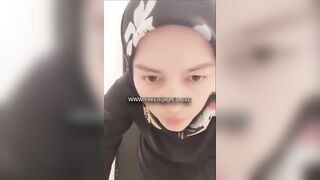 Hijaber Cantik VCS Colmek Di Toilet Umum