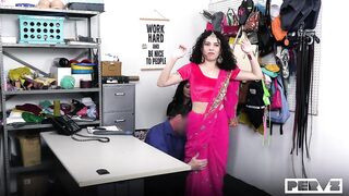 Shoplyfter - Satine Summers And Nikki Slick - Under The Saris