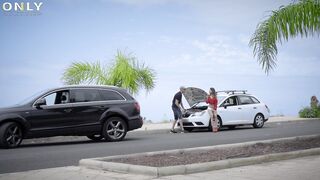 Auto Scam Gets Gold Digger Scarlett Domingo Laid - Only3X