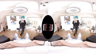 Cosplay All The Way. Sis Gets A Creampie in 4K - Eva Elfie