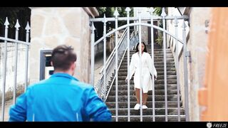 Freeze - May Thai - Clumsy