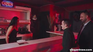 Mariska Gets Both Holes Filled