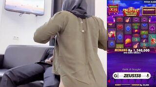 PERAMPOK GAK TAHAN MELIHAT TUBUH PEMILIK RUMAH