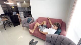 No, stepbrother, don't inside, I'm your little stepsister.