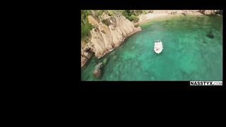 Ambar Lapiedra, Rossa Vaxx