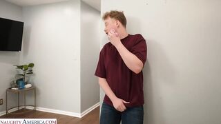 Selina Bentz - Selina Bentz plays with her wet pussy before taking dick from friends brother 02 02 2025