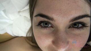 Fuck Riley Reid and Give her a Facial - Riley Reid