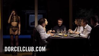 Anal sex with Clea Gaultier at a swinger dinner - Dorcel Club