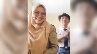 Viral SMA Sama Guru HOT !