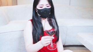 海风与秘密的交织·未被满足的爱！独守空闺的寂寞谁来懂～完整版关注fansly或糖心app，互动关注推特哦！