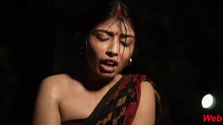 Village Bhabhi Real Love Sex with 18yr Boy! Desi Sex with clear Audio
