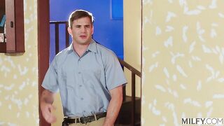 Bree Brooks - Thick and Blonde - Cock Crazy Milf Bree Shows Stranger The Art Of Zen
