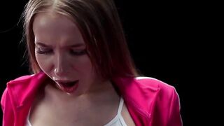 Lia Lin, Nata Gold - Virtual Pleasure