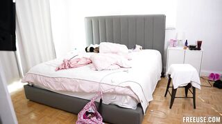 Selina Bentz And Lucy Foxx - FreeUseFantasy
