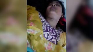 প্রেমিকাকে ফুসলিয়ে চুদল প্রতারক প্রেমিক