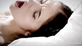 Brunette Girl Satisfied With Anal Sex - Crystal Greenvelle